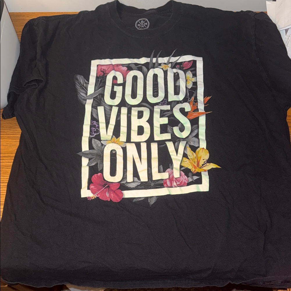 Good Vibes Only Black T-Shirt